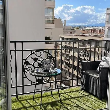 Croisette Immo Design 2p Croisette Rue Pasteur Bord De * Cannes